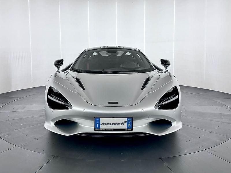 Nuova McLaren 750S 751 CV (552 kW) 2026 Argento Coupé
