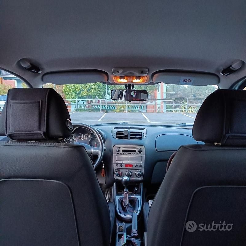 Usata Alfa Romeo 147 120 CV (88 kW) 2007 Utilitaria