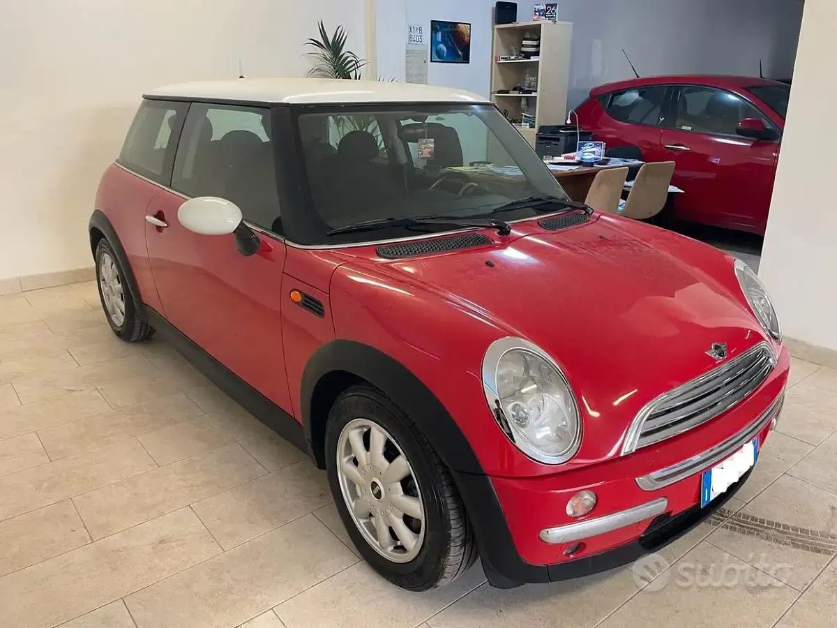 Usata Mini One D 75 CV (55 kW) 2003 Rosso Utilitaria