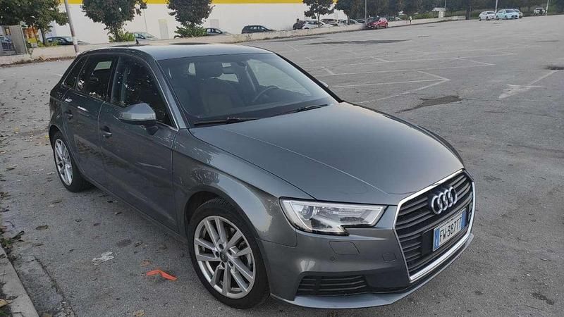 Usata Audi A3 Business 131 CV (96 kW) 2019 Berlina