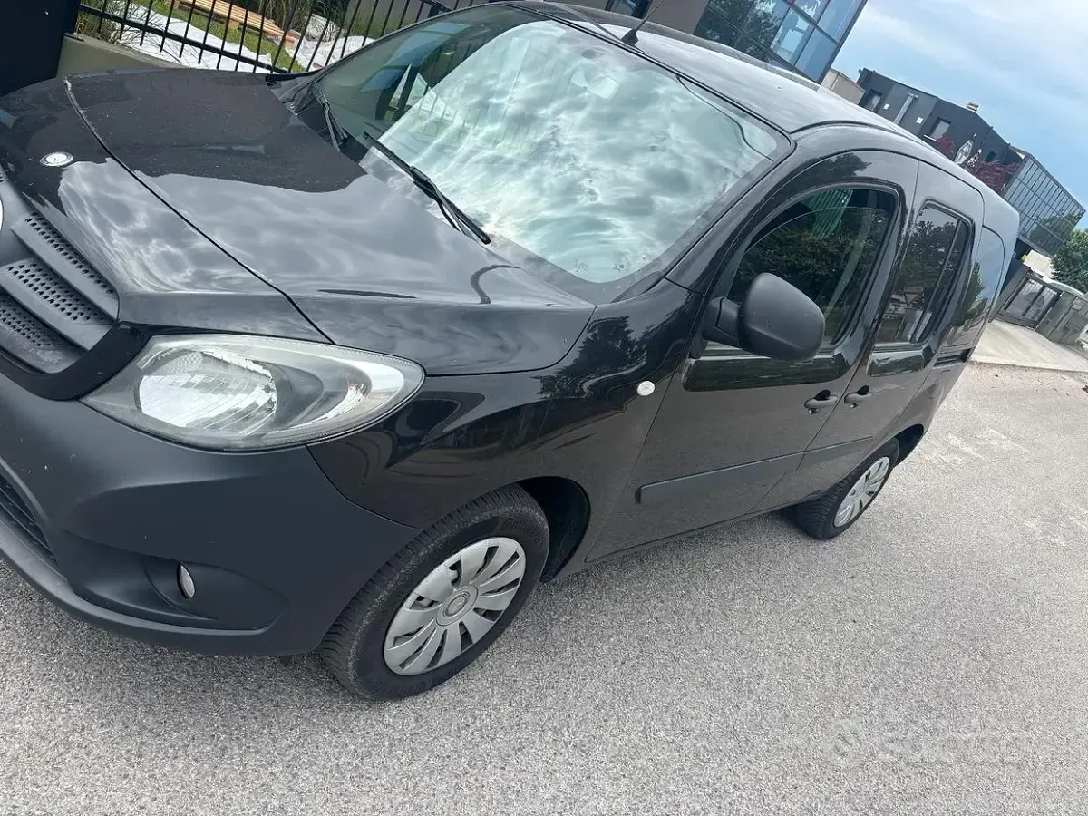 Usata Mercedes Citan 111 110 CV (80 kW) 2016 Nero Monovolume