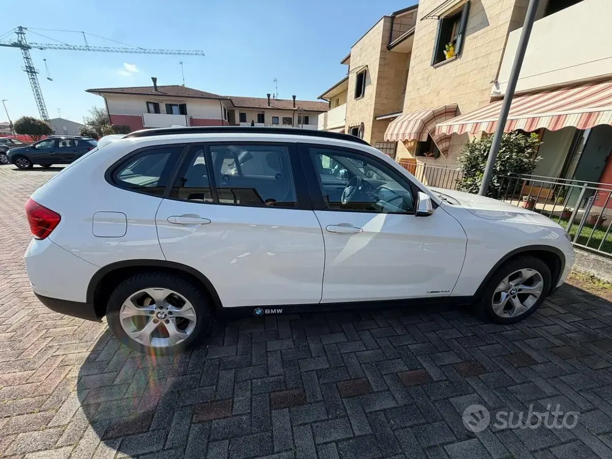 Usata BMW X1 Efficient Dynamics 184 CV (135 kW) 2014 Bianco SUV