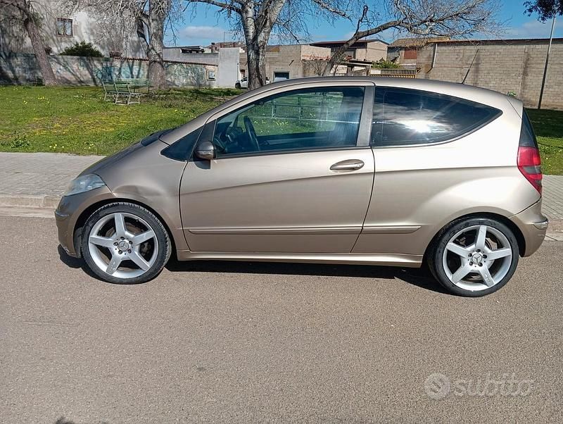 Usata Mercedes A180 Avantgarde 110 CV (80 kW) 2007 Coupé
