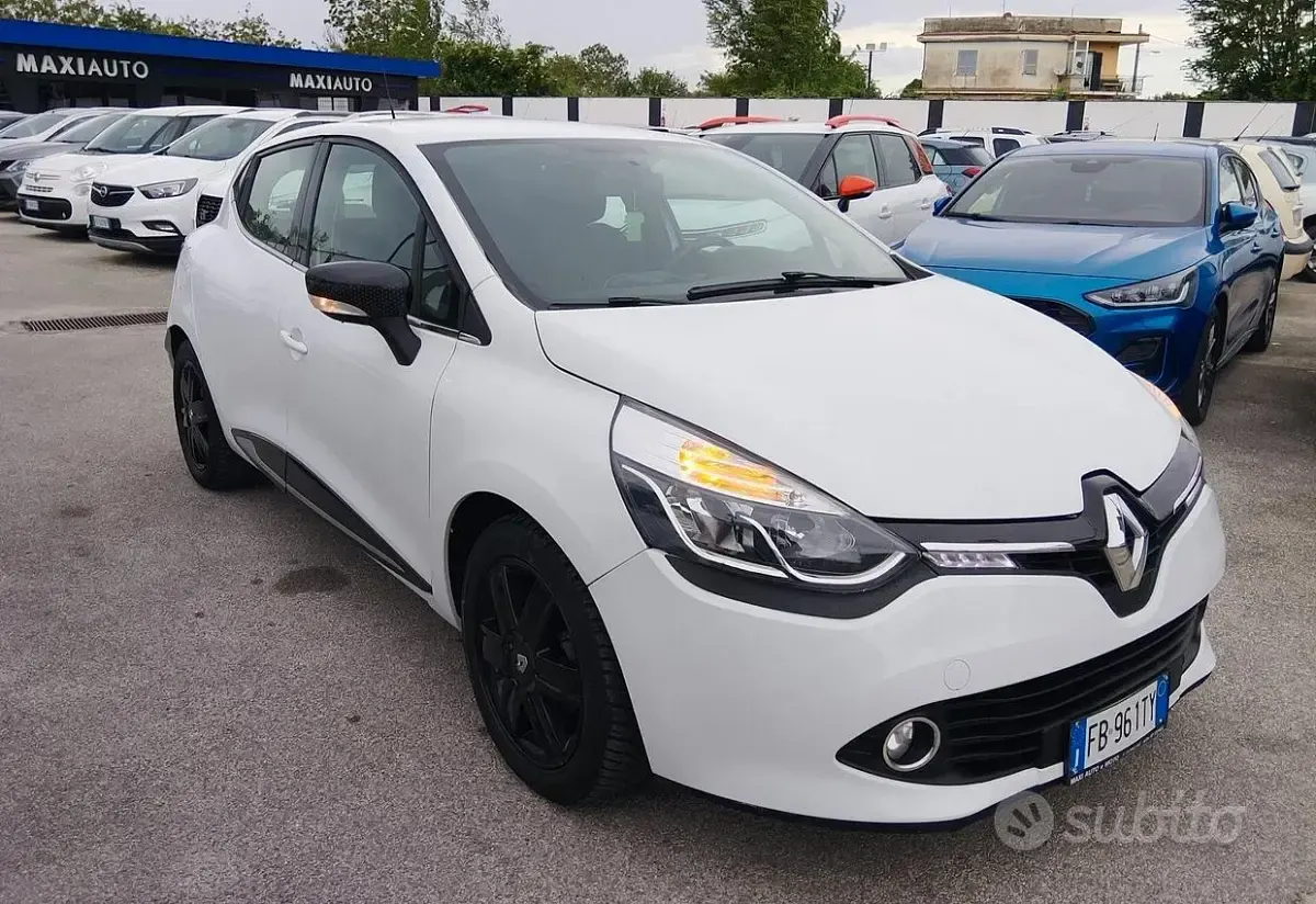 Usata Renault Clio IV 75 CV (55 kW) 2016 Bianco Berlina