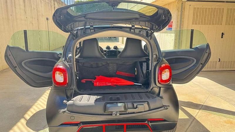 Usata Smart ForTwo Coupé Brabus 41 kW (56 CV) 2020 Nero Utilitaria