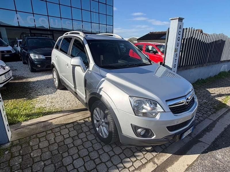 Usata Opel Antara Cosmo 163 CV (119 kW) 2016 Silver metallizzato SUV