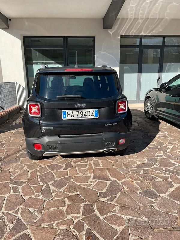 Usata Jeep Renegade Limited 2015 Nero SUV