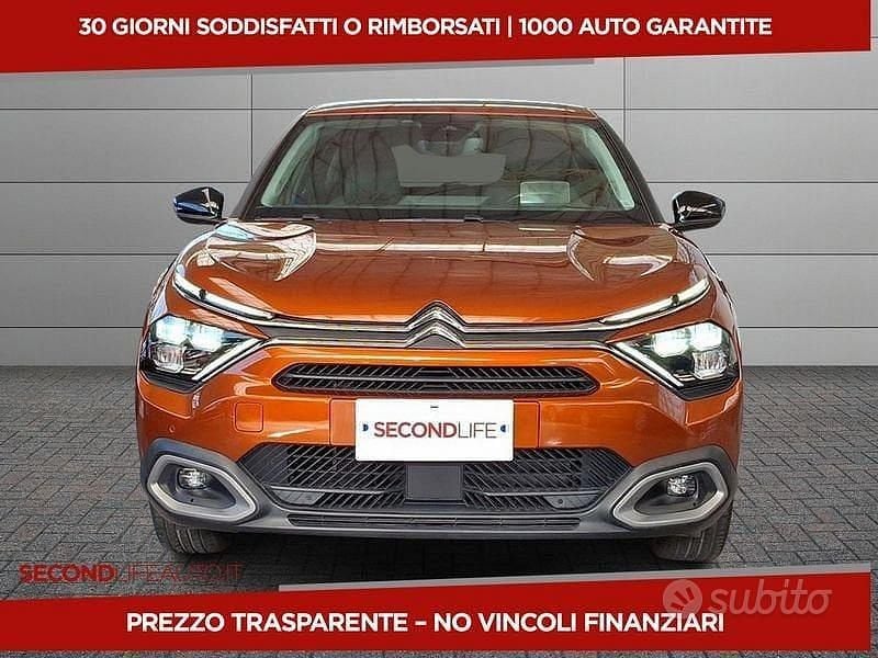 Usata Citroën e-C4 Shine 100 kW (136 CV) 2021 Arancione Berlina