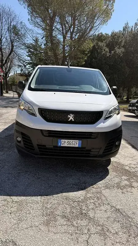 Usata Peugeot Expert 102 CV (75 kW) 2023 Furgone