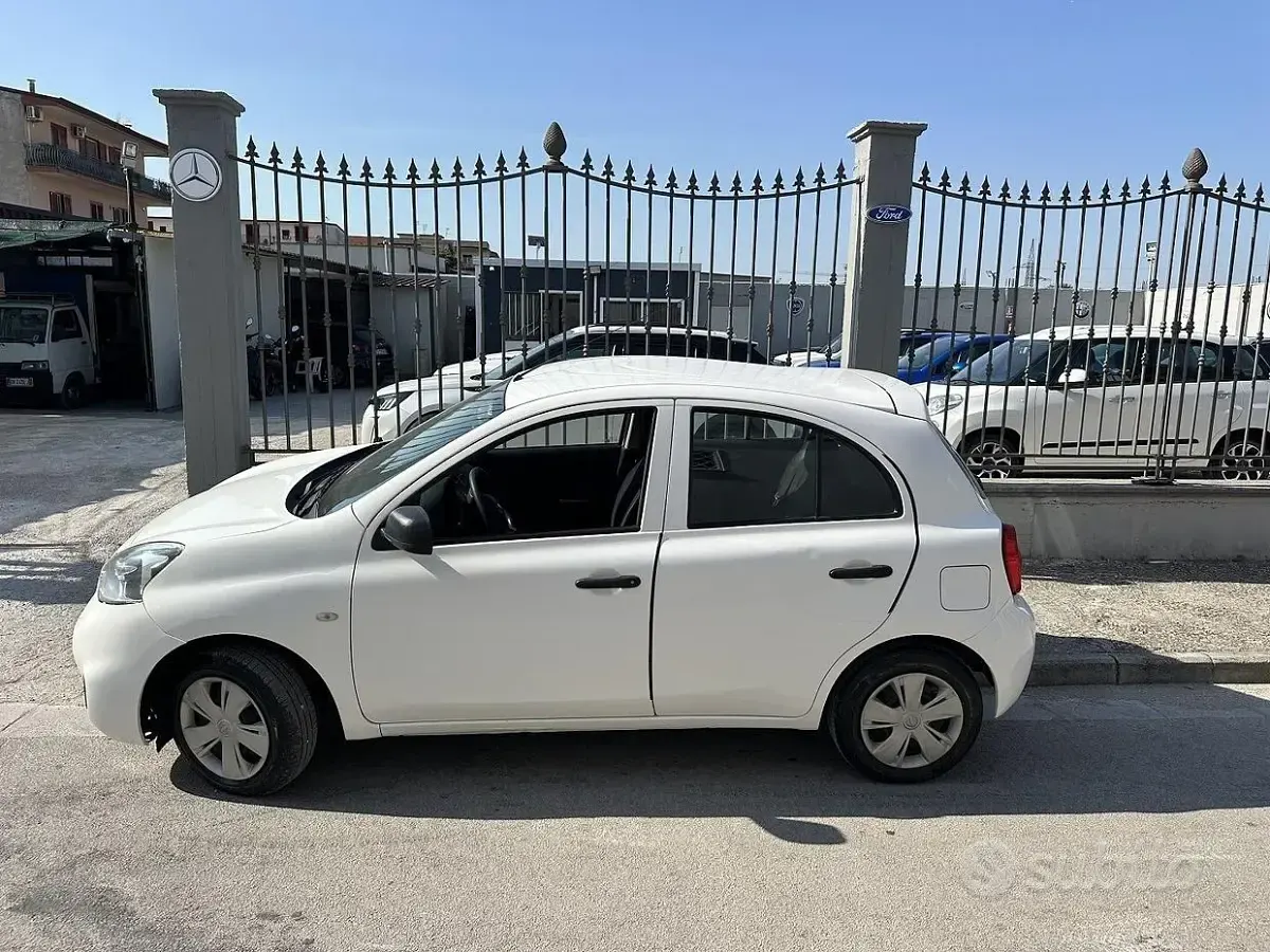 Usata Nissan Micra 80 CV (58 kW) 2015 Bianco Utilitaria