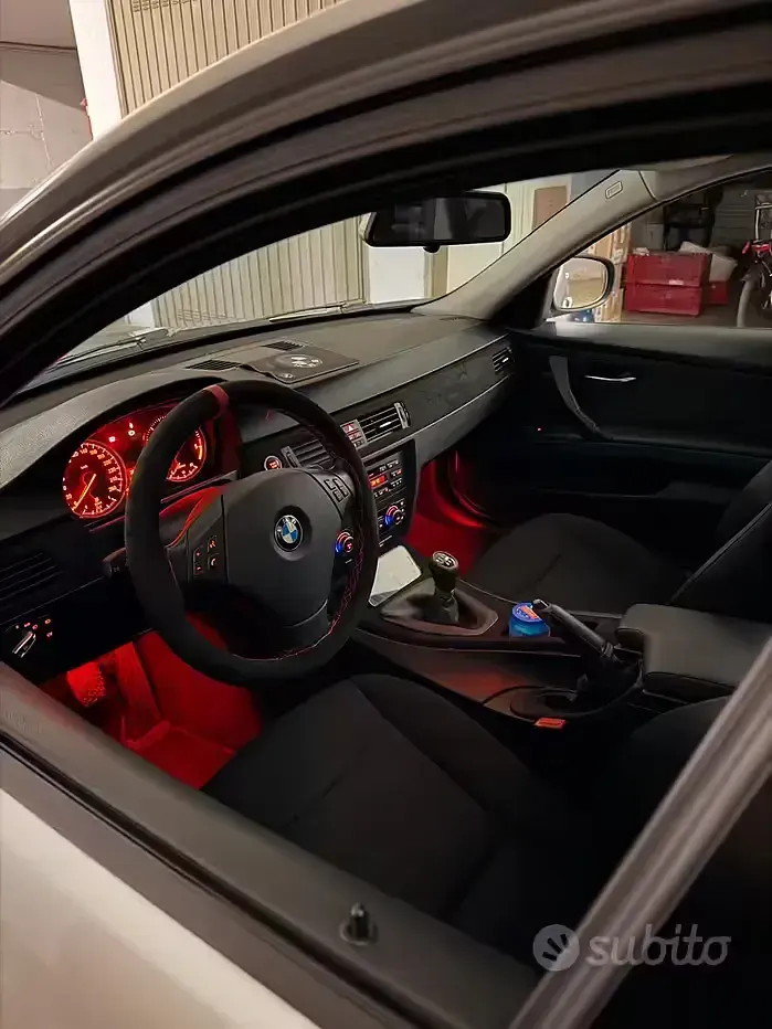 Usata BMW 320 184 CV (135 kW) 2010 Grigio Berlina