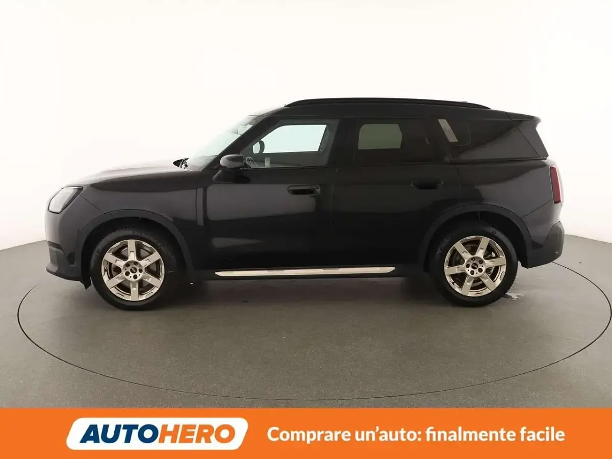 Usata Mini Cooper Countryman Favoured 156 CV (114 kW) 2024 Nero SUV