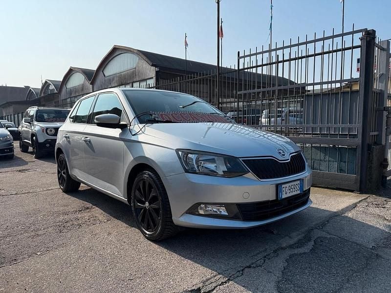 Usata Skoda Fabia Style 75 CV (55 kW) 2017 Argento Berlina