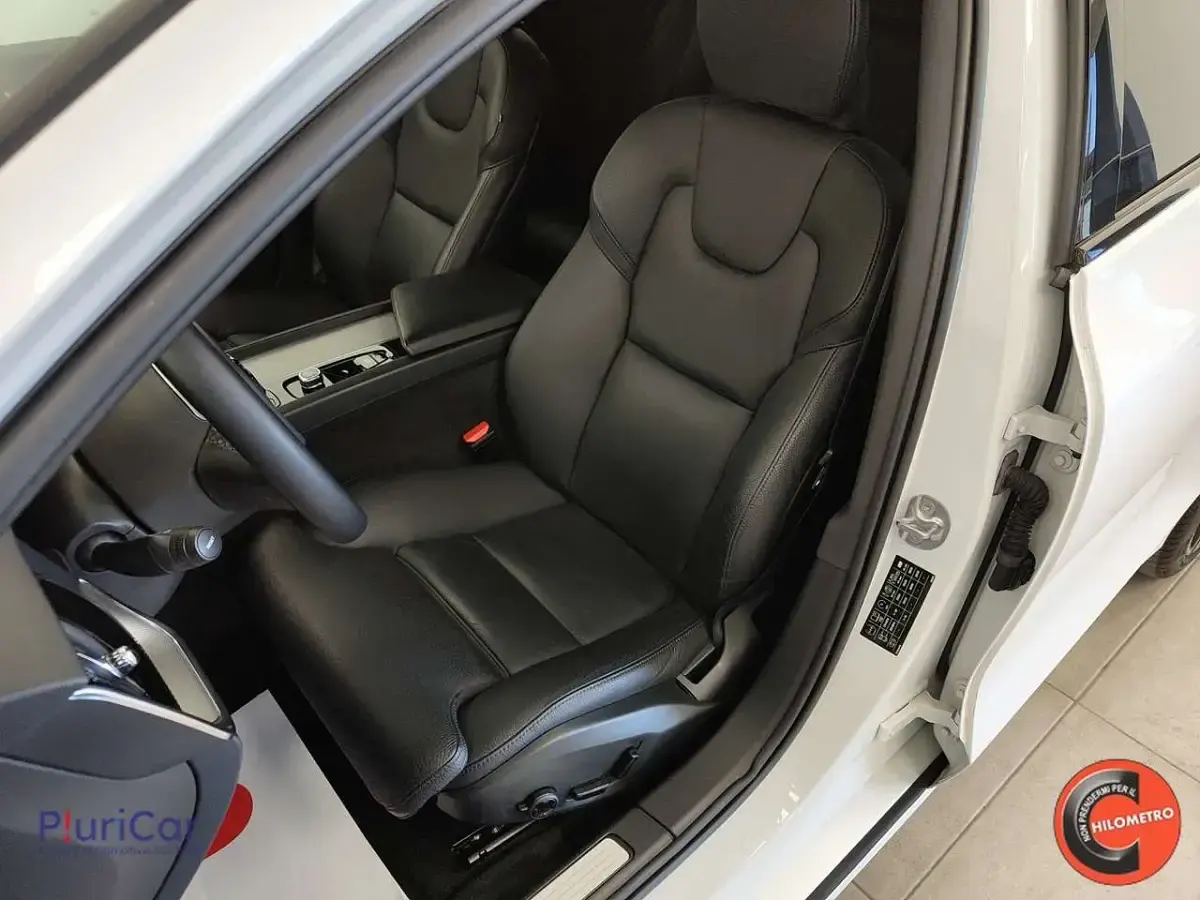 Usata Volvo V60 Plus 197 CV (144 kW) 2023 Bianco Station wagon