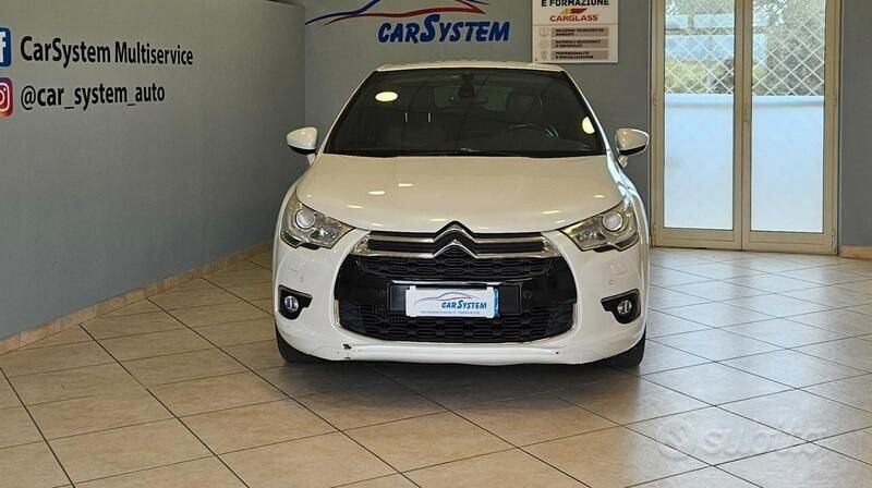 Usata DS Automobiles DS4 Chic 111 CV (81 kW) 2012 Bianco Berlina