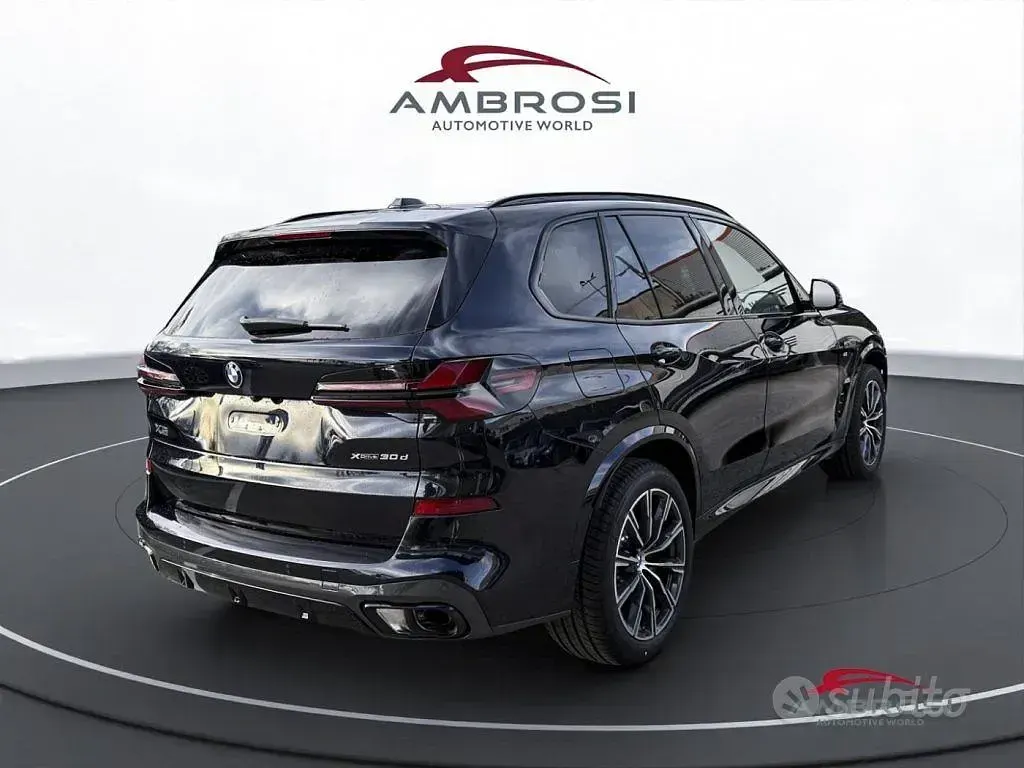 Nuova BMW X5 M Sport 298 CV (219 kW) 2026 Nero SUV