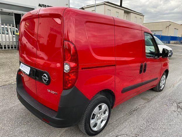 Occasion Opel Combo 105 ch (77 kW) 2014 Rouge Monospace