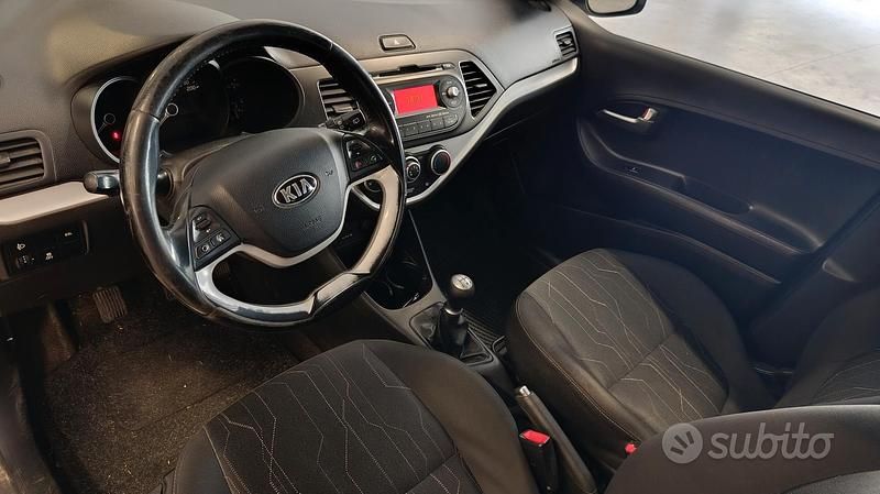 Usata Kia Picanto 67 CV (49 kW) 2015 Grigio Utilitaria