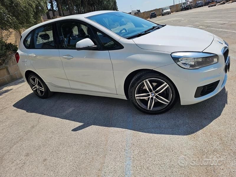 Usata BMW 218 150 CV (110 kW) 2014 Bianco Berlina