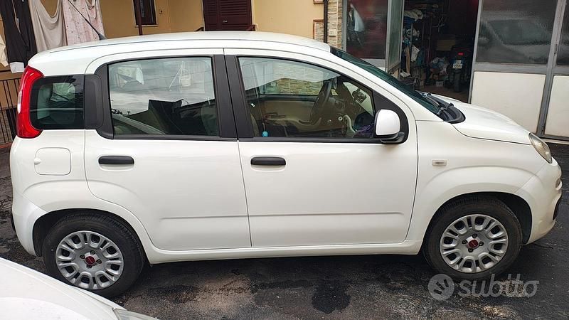 Usata Fiat Panda Easy 69 CV (50 kW) 2016 Bianco Utilitaria