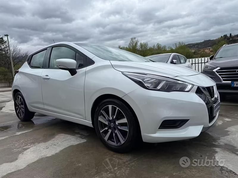 Usata Nissan Micra N-Connecta 90 CV (66 kW) 2018 Bianco Utilitaria