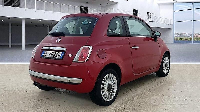 Usata Fiat 500 Lounge 69 CV (50 kW) 2013 Rosso metallizzato Utilitaria