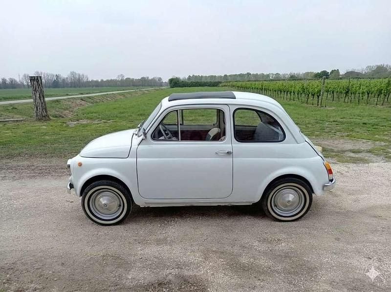 Usata Fiat 500 18 CV (13 kW) 1966 Bianco Utilitaria