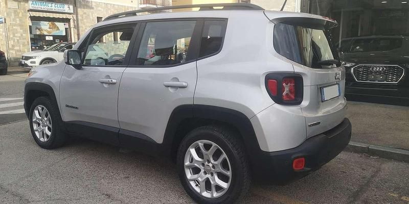 Usata Jeep Renegade 140 CV (102 kW) 2014 Argento SUV