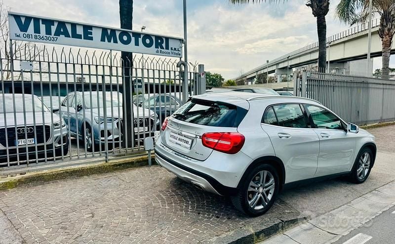 Usata Mercedes GLA220 Premium 170 CV (125 kW) 2014 Grigio SUV