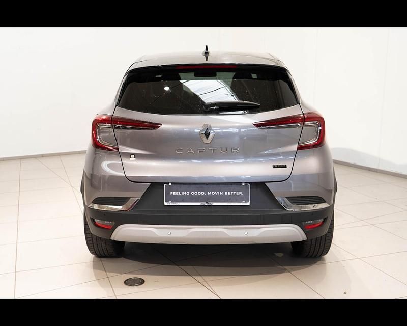 Usata Renault Captur Techno 143 CV (105 kW) 2023 Grigio medio tetto nero SUV