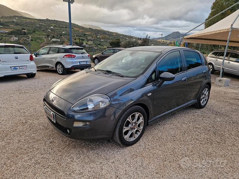 Usata Fiat Punto Evo S 85 CV (62 kW) 2015 Grigio Utilitaria