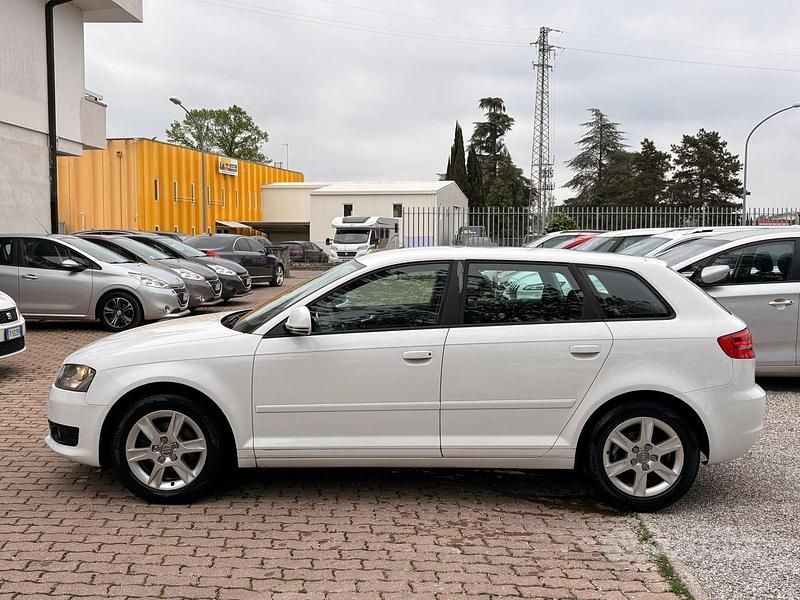 Usata Audi A3 Ambition 105 CV (77 kW) 2009 Bianco Utilitaria