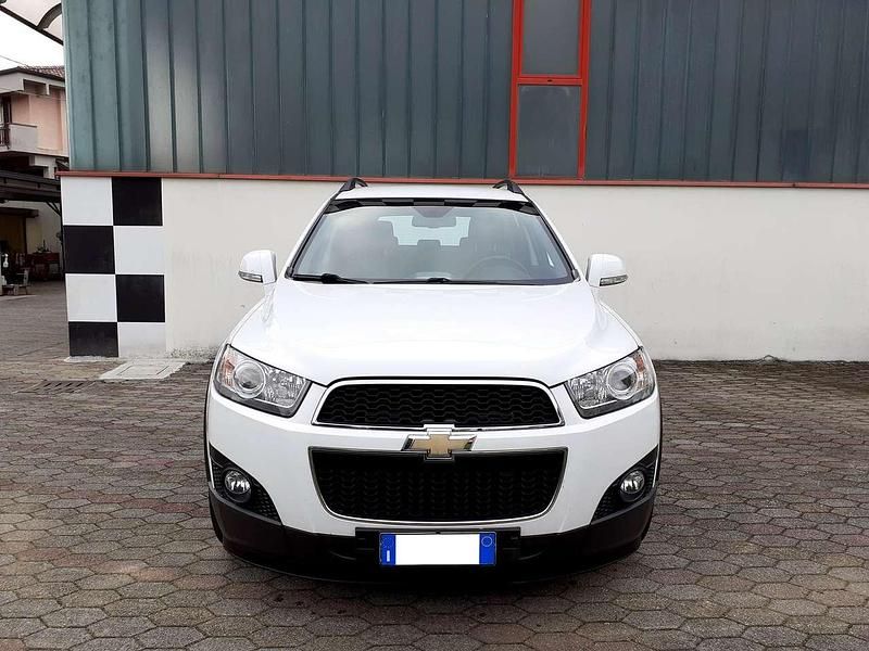 Usata Chevrolet Captiva LT 163 CV (119 kW) 2011 Bianco SUV