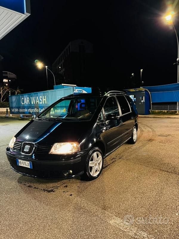 Usata Seat Alhambra Stella 116 CV (85 kW) 2008 Nero Monovolume