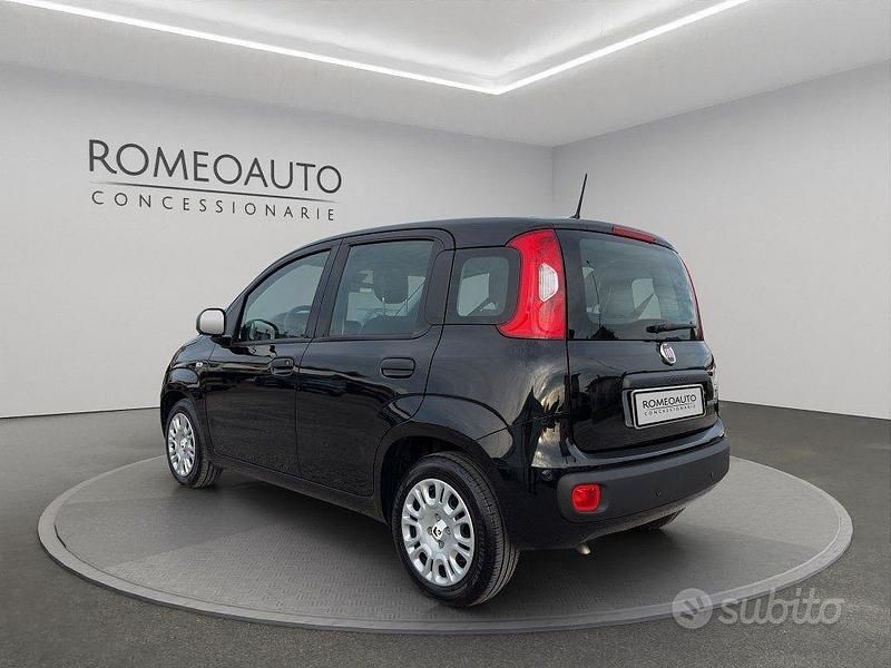 Usata Fiat Panda 70 CV (51 kW) 2025 Nero metallizzato Berlina