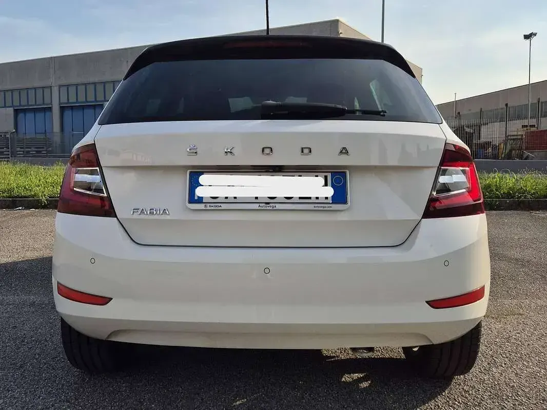 Usata Skoda Fabia 60 CV (44 kW) 2020 Bianco Utilitaria