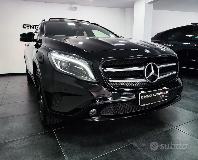 Usata Mercedes GLA200 136 CV (100 kW) 2016 Nero SUV