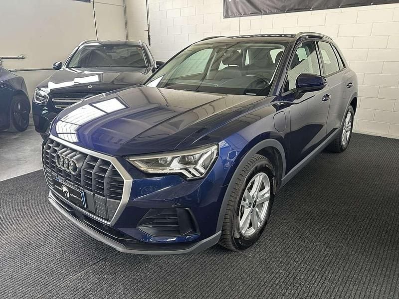 Usata Audi Q3 150 CV (110 kW) 2022 Blu/azzurro SUV