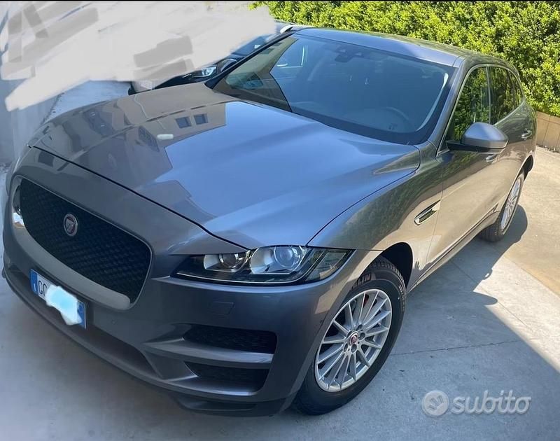 Usata Jaguar F-Pace 250 CV (183 kW) 2020 Grigio SUV