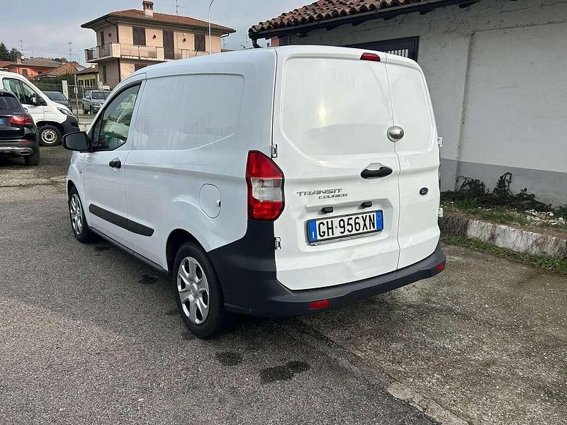 Usata Ford Transit Trend 101 CV (74 kW) 2022 Bianco / pastello Furgone