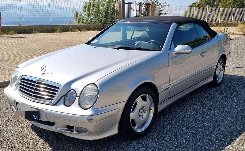 Usata Mercedes CLK200 Elegance 163 CV (119 kW) 2002 Argento Cabrio