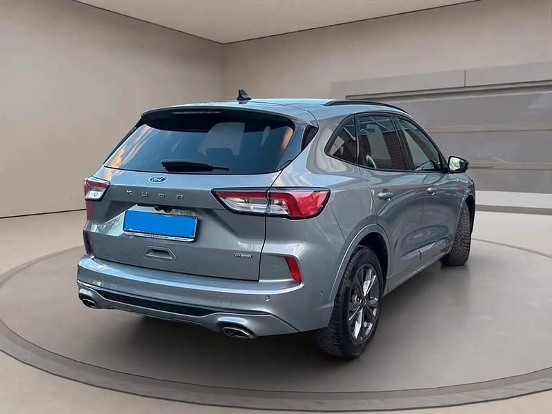 Usata Ford Kuga ST-Line 190 CV (139 kW) 2022 Argento SUV