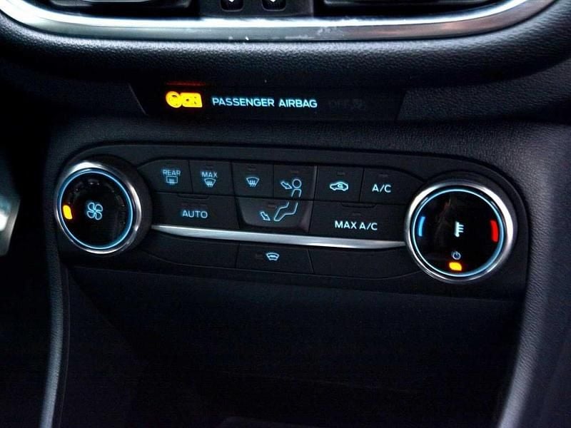 Usata Ford Fiesta ST 200 CV (147 kW) 2022 Bianco Utilitaria