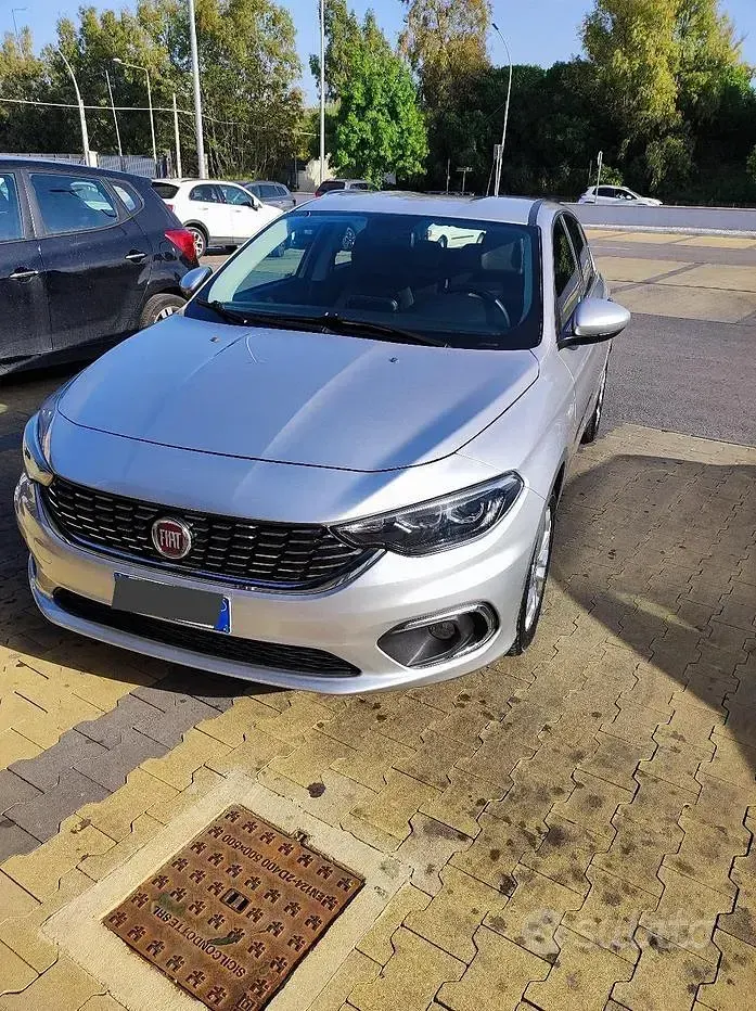 Usata Fiat Tipo 95 CV (69 kW) 2017 Grigio Berlina