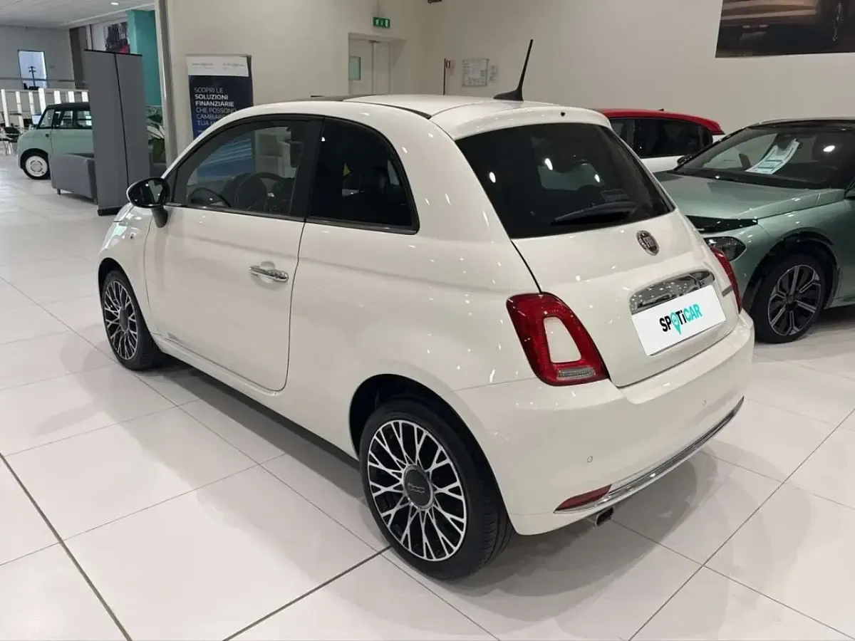 Usata Fiat 500 Dolcevita 70 CV (51 kW) 2023 Bianco Berlina