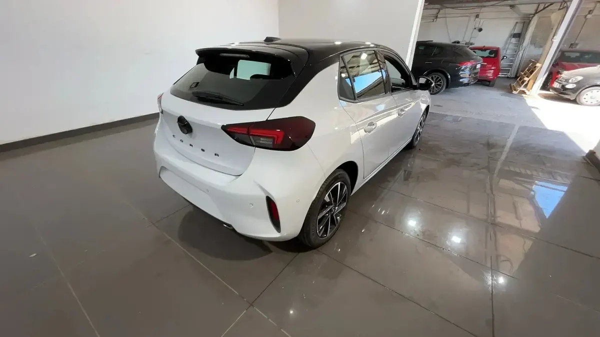 Nuova Opel Corsa S 100 CV (73 kW) 2025 Kontur white Utilitaria