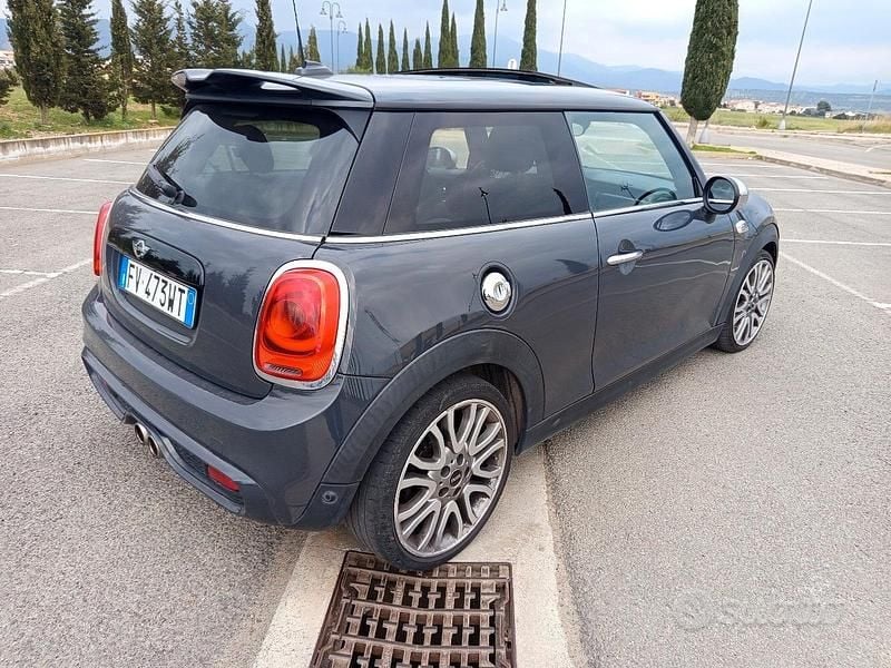 Usata Mini Cooper SD 2015 Grigio Utilitaria