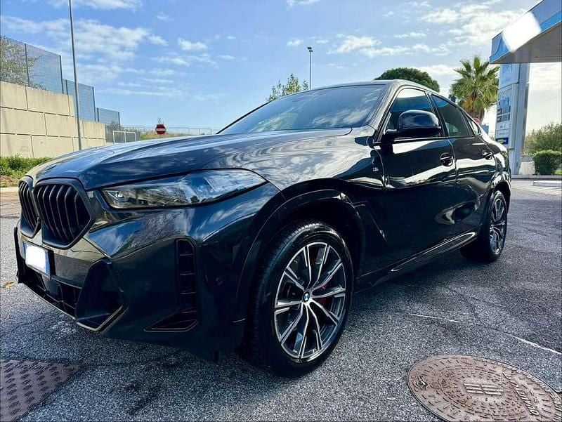 Nero Usata 2024 BMW X6 M Sport SUV | 69.000 € (Super prezzo) - Immagine 1/4
