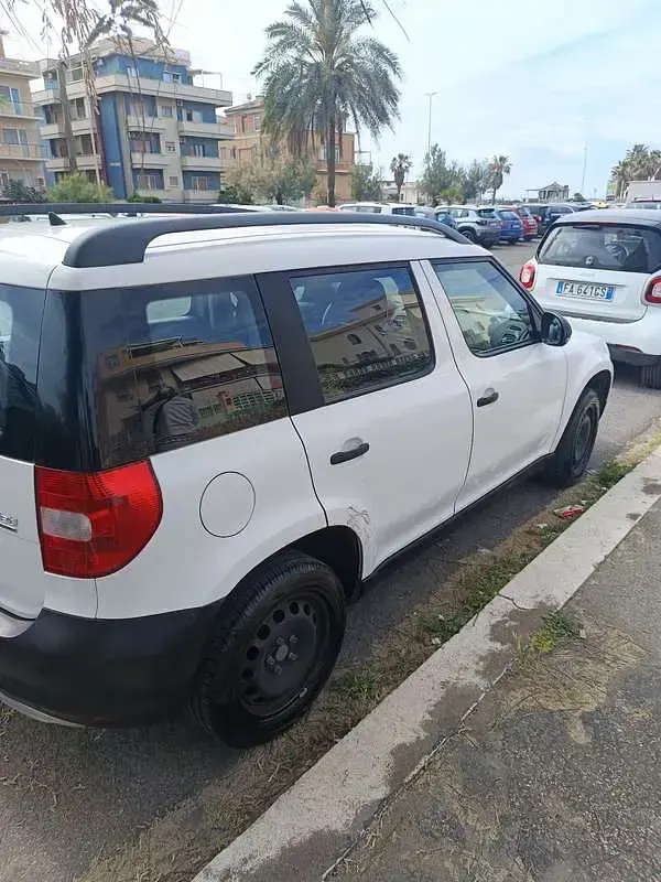 Usata Skoda Yeti GreenLine 105 CV (77 kW) 2013 SUV