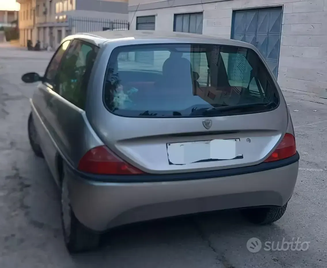 Usata Lancia Ypsilon 1998 Grigio Utilitaria